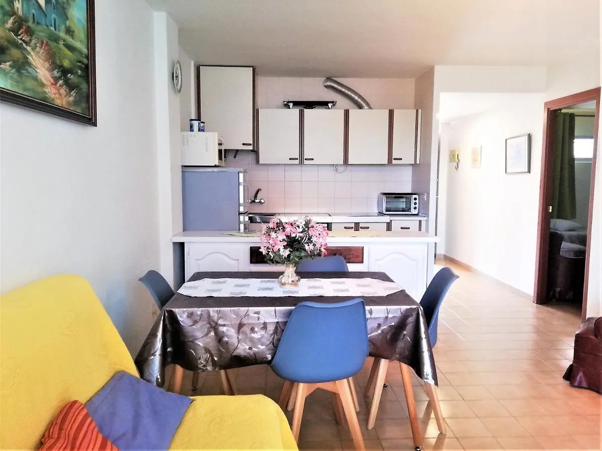 Global Immo 2035 Olympia Appartement Roses 0*,